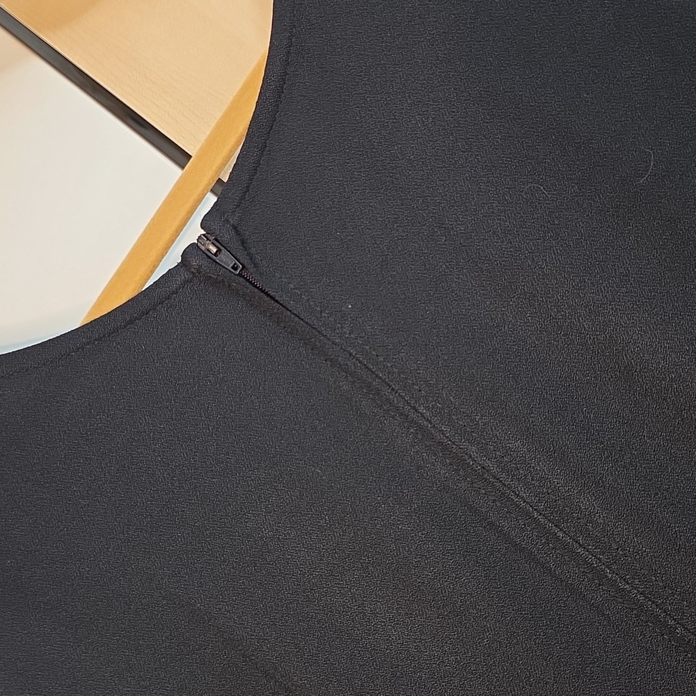 Women Maxi Dress, Black, 20WP, Preloved, Unlined, Zip-up In Back, Dry Clean - Picture 15 of 16